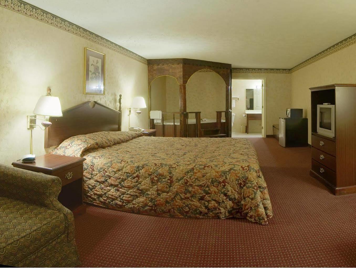Mount Pleasant Americas Best Value Inn & Suites Mt. Pleasant מראה חיצוני תמונה